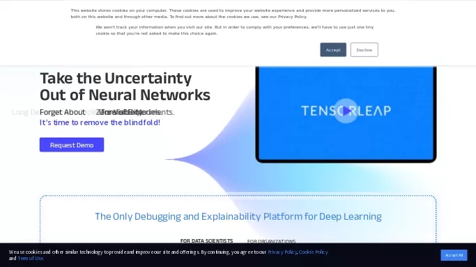TensorLeap — платная нейросеть   для определения ИИ,  для копирайтинга. 
