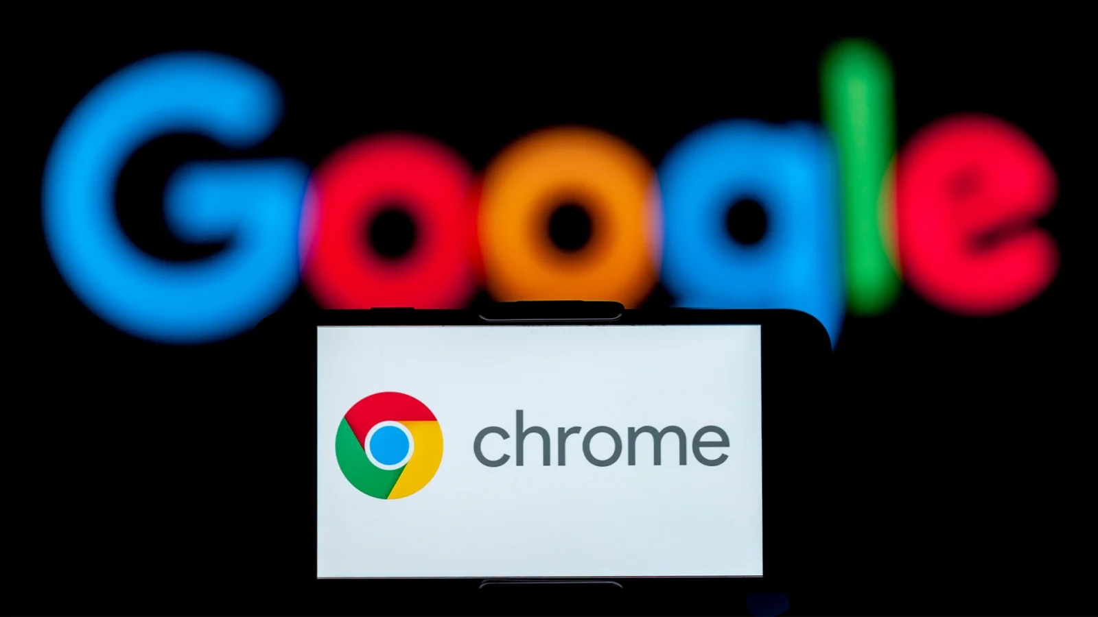 Google тестирует темы для Chrome, созданные нейросетью