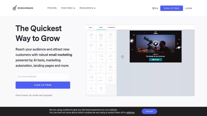 Benchmark Email — бесплатная нейросеть   для маркетинга,  для работы с электронной почтой. 
