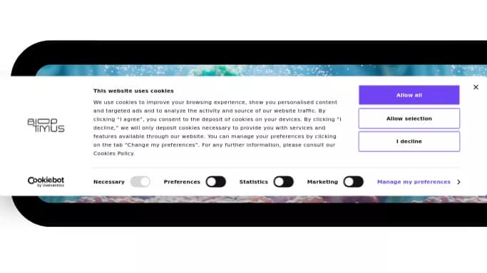 Bioptimus — платная нейросеть   для научно-исследовательской деятельности,  в медицине. 