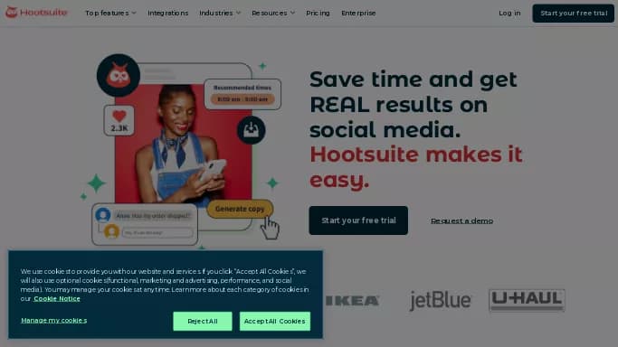Hootsuite — платная нейросеть   для маркетинга,  для SMM. 