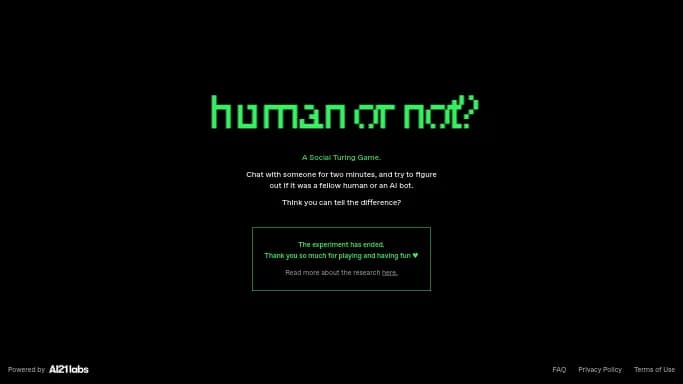 Human or Not — бесплатная нейросеть   для развлечений,  в играх. 