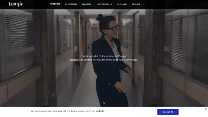 Lampi AI — бесплатная нейросеть   для маркетинга,  для повышения продуктивности. Бесплатная версия с ограниченным функционалом, есть платные тарифы.